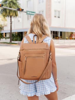 Commuter Backpack Mocha Mousse — view 2